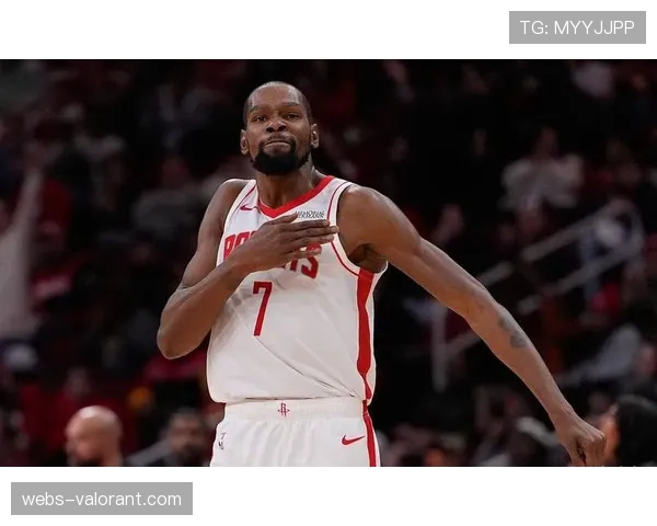 跟腱撕裂后第286天，NBA球星杜兰特在训练馆完成首次全场5对5对抗